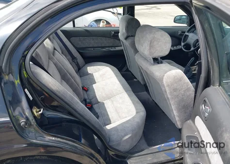 1998 Nissan Maxima Gle/Gxe/Se z USA, uszkodzony, nr VIN JN1CA21D4WT600277